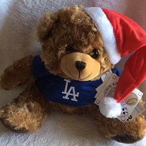 LOS ANGELES DODGERS BEAR WITH SANTA HAT NWT